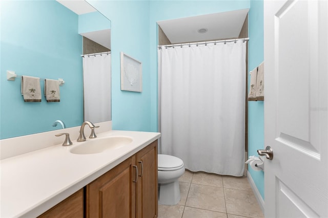 full bathroom featuring tile patterned flooring, a shower with shower curtain, vanity, and toilet