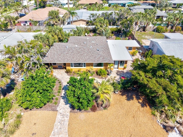 drone / aerial view featuring a residential view