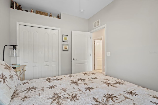1050 Jonah Dr, North Port, FL 34289 - unfurnished bedroom with a closet and visible vents