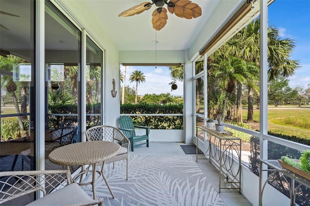 1050 Jonah Dr, North Port, FL 34289 - sunroom / solarium featuring a ceiling fan