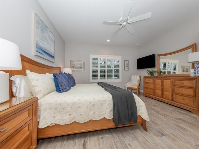 bedroom with recessed lighting, light wood-type flooring, and ceiling fan