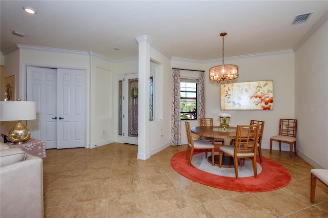 dining space with visible vents, baseboards, and ornamental molding