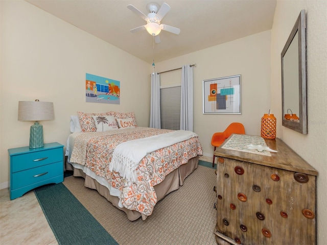 bedroom featuring a ceiling fan