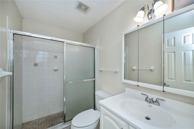 358 Pineview Dr, Venice, FL 34293 - bathroom featuring visible vents, toilet, and a shower stall