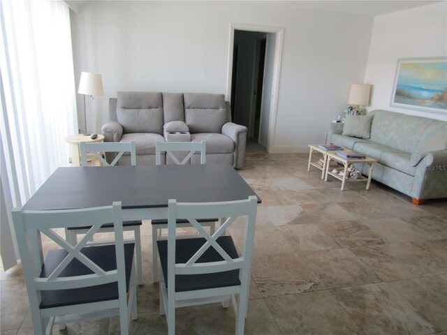 1255 Tarpon Center Dr Unit 503, Venice, FL 34285 - view of living room