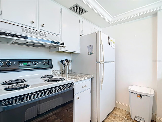 1255 Tarpon Center Dr Unit 503, Venice, FL 34285 - kitchen featuring electric stove, under cabinet range hood, white cabinets, light countertops, and freestanding refrigerator