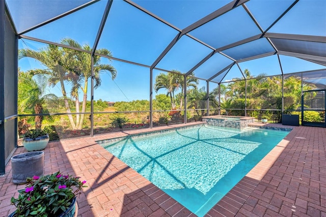 24193 Gallberry Dr, Venice, FL 34293 - view of swimming pool with a pool with connected hot tub, a patio, and a lanai
