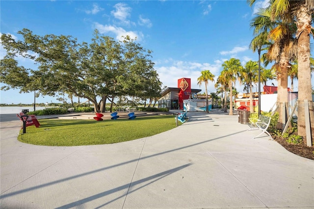 24153 Spartina Dr, Venice, FL 34293 - view of home's community featuring a yard