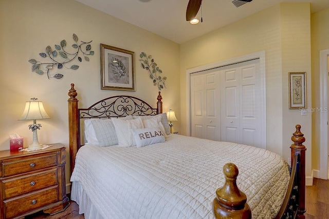 2542 Cortenova Ct, Venice, FL 34292 - bedroom with a closet and ceiling fan