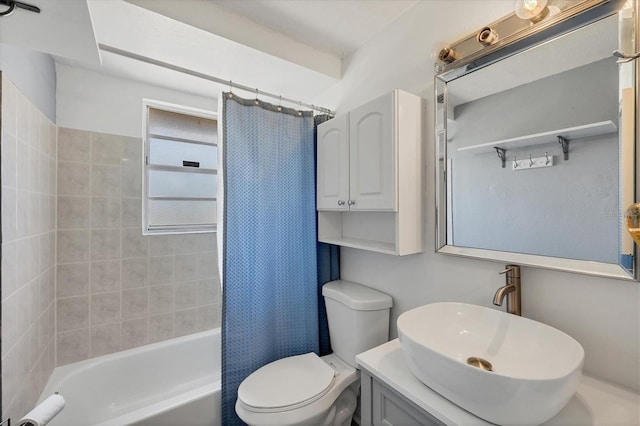 5755 Oxalis Rd, Venice, FL 34293 - bathroom with shower / tub combo, vanity, and toilet