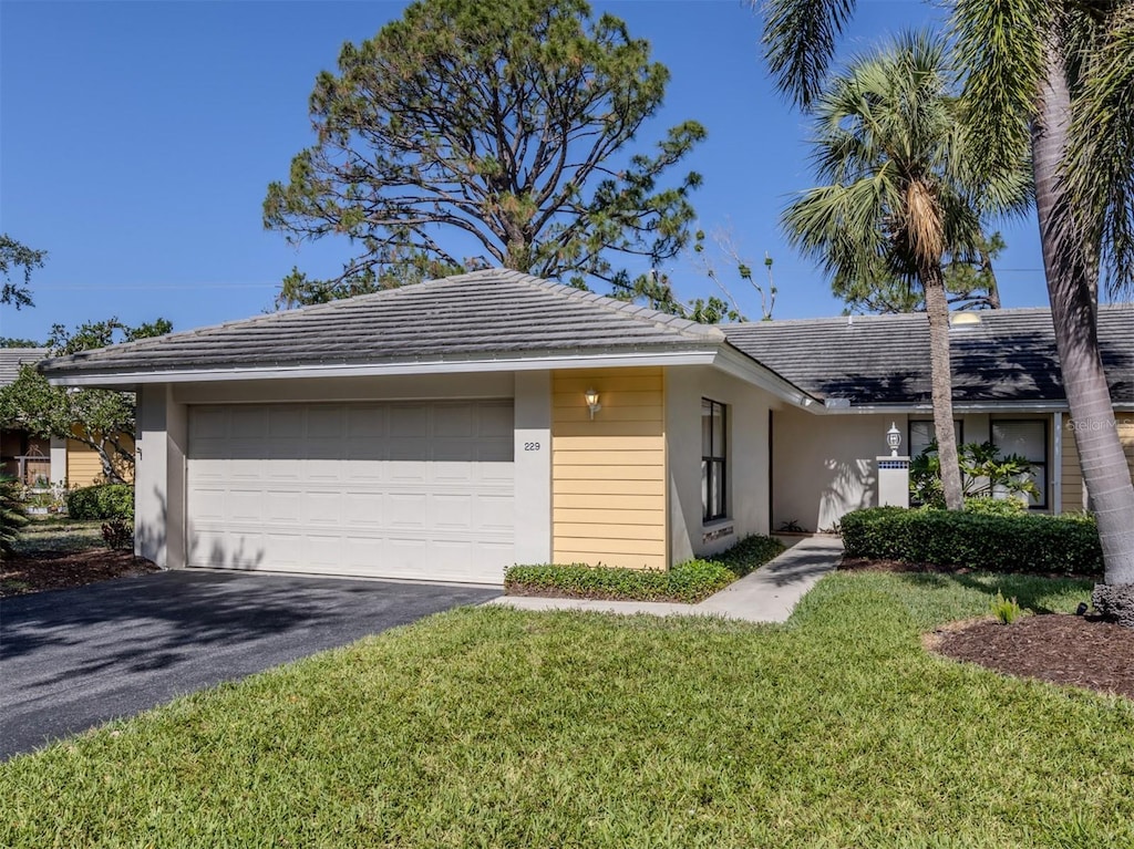 229 Southampton Dr Unit 290, Venice, FL 34293 - photo 1