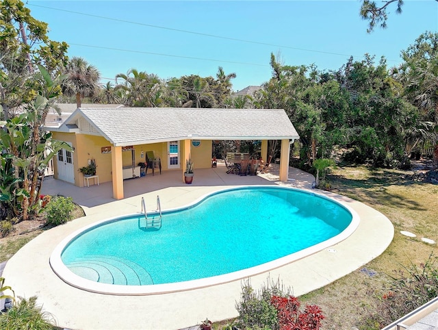 337 Harbor Dr S, Venice, FL 34285 - photo 2