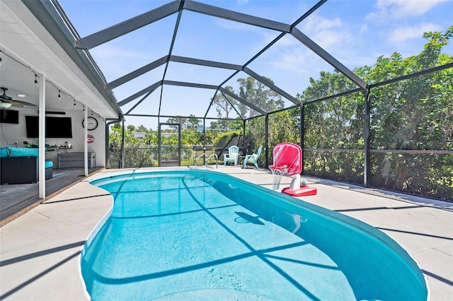 205 Cavallini Dr, Nokomis, FL 34275 - pool with a patio area and ceiling fan