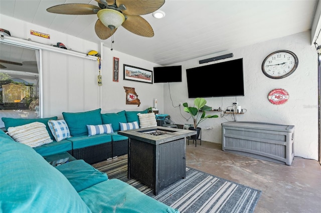 205 Cavallini Dr, Nokomis, FL 34275 - living area with concrete flooring and ceiling fan