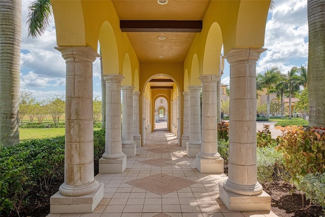 property entrance featuring stucco siding