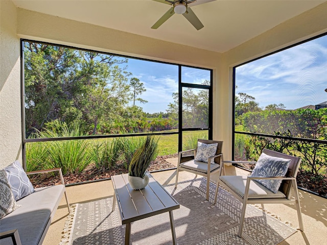 220 Sarezzo Cir, Nokomis, FL 34275 - sunroom / solarium with ceiling fan and an outdoor hangout area