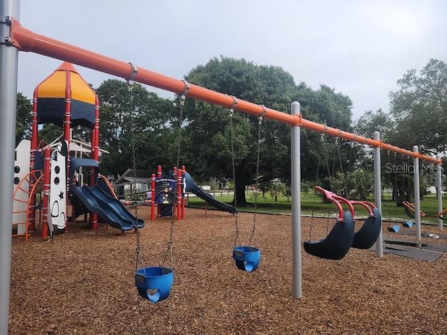 5264 Albion Rd, Venice, FL 34293 - view of community playground