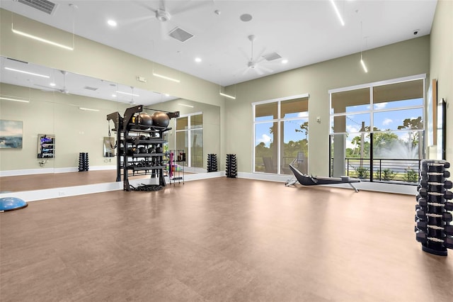 gym featuring visible vents, ceiling fan, recessed lighting, and baseboards