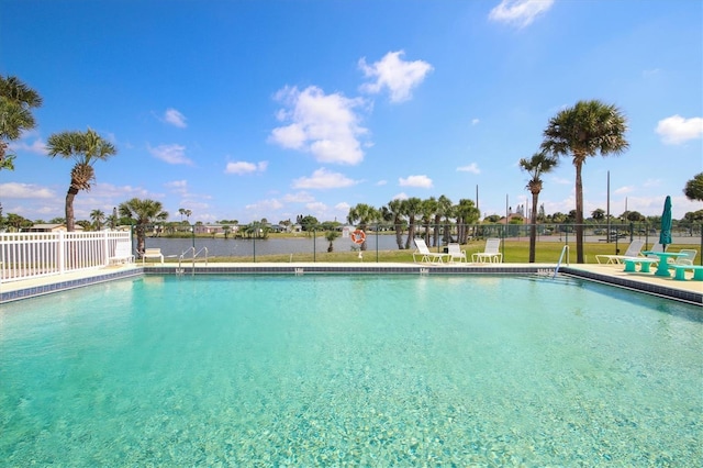 pool featuring fence