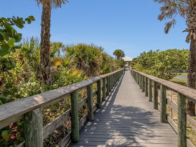 314 Oakwood Cir, Englewood, FL 34223 - view of dock area