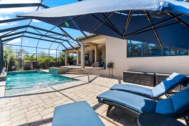 329 Myrtle Ave, Nokomis, FL 34275 - view of pool with a patio, a pool with connected hot tub, and a lanai