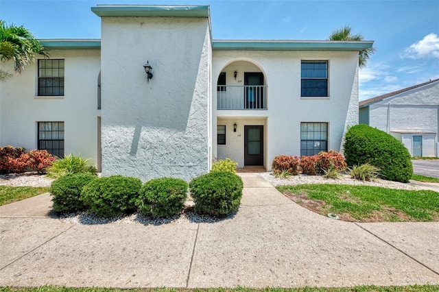 1730 Manasota Beach Rd Unit 215, Englewood, FL 34223 - multi unit property featuring stucco siding and a balcony