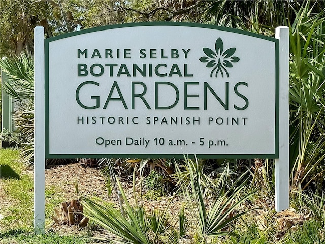 463 Park Trace Blvd, Osprey, FL 34229 - view of community sign