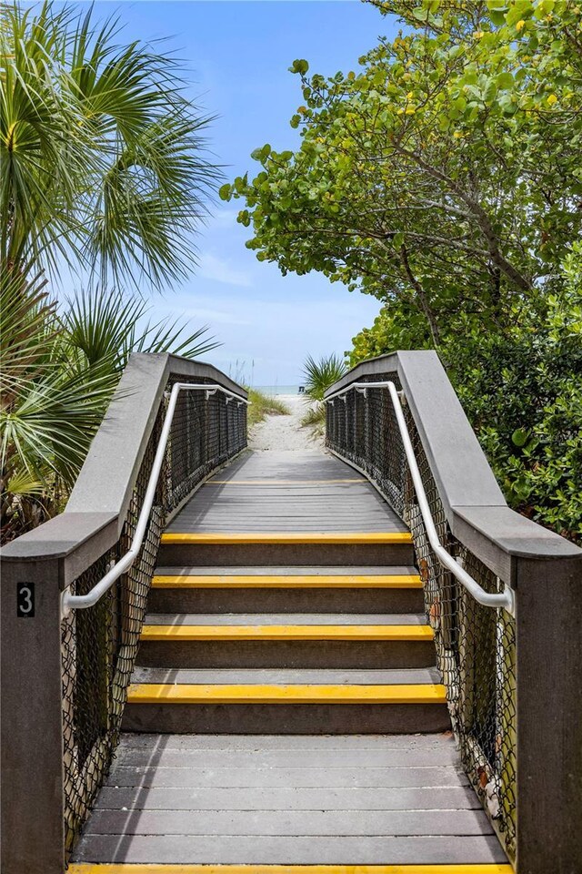 9823 Haze Dr, Venice, FL 34292 - view of surrounding community