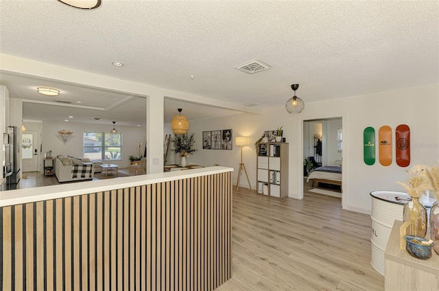 4321 Shamrock Dr, Venice, FL 34293 - reception area featuring a textured ceiling
