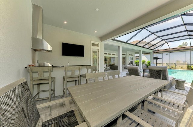 9048 Luna Ln, Sarasota, FL 34241 - dining area with a sunroom