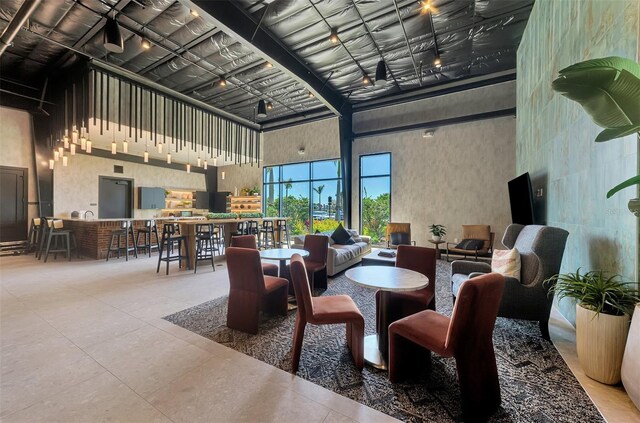 9048 Luna Ln, Sarasota, FL 34241 - community lobby featuring a towering ceiling