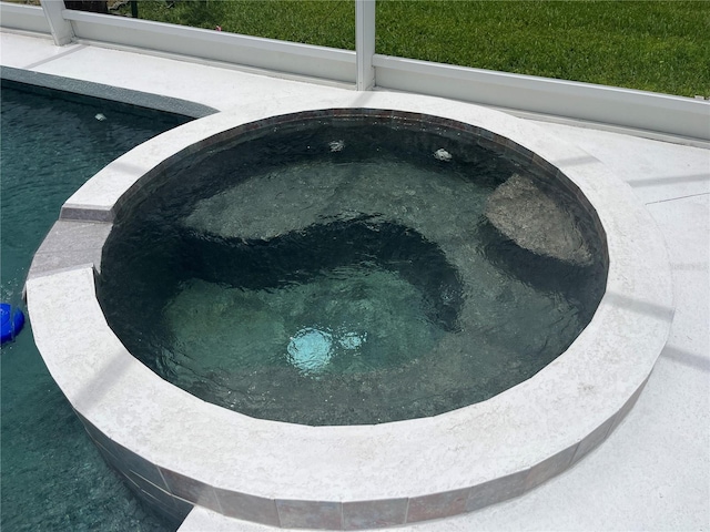 5966 Willows Bridge Loop, Ellenton, FL 34222 - exterior view of a jacuzzi and a swimming pool