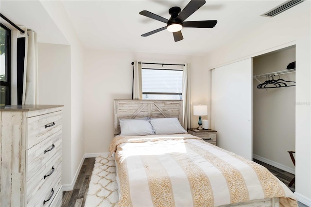 1439 Strada D Argento, Venice, FL 34292 - bedroom featuring wood finished floors, a closet, and ceiling fan