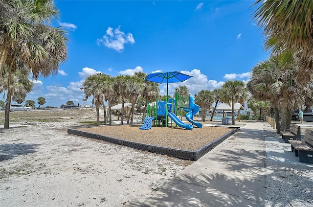 417 Shore Rd Unit A & B, Nokomis, FL 34275 - view of communal playground