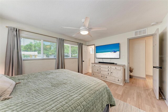 4616 Leeta Ln, Sarasota, FL 34234 - photo 24