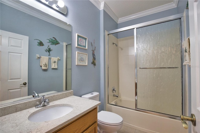 1438 Maseno Dr, Venice, FL 34292 - full bath with ornamental molding, vanity, toilet, and enclosed tub / shower combo
