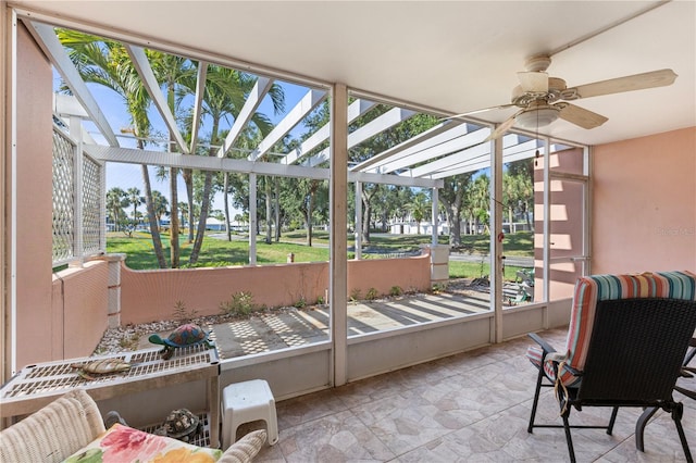458 Cerromar Rd Unit 382, Venice, FL 34293 - sunroom featuring ceiling fan