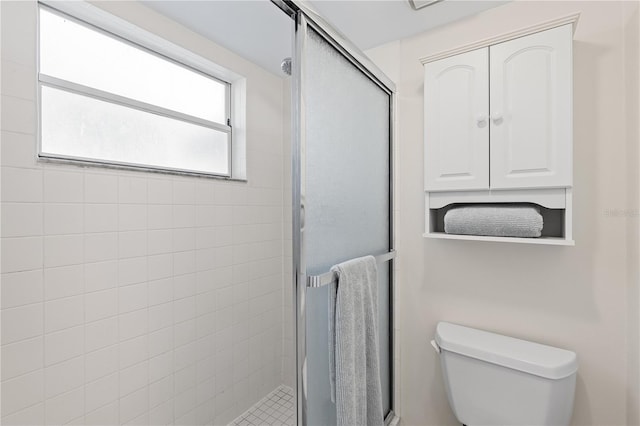 458 Cerromar Rd Unit 382, Venice, FL 34293 - full bathroom with a shower stall and toilet