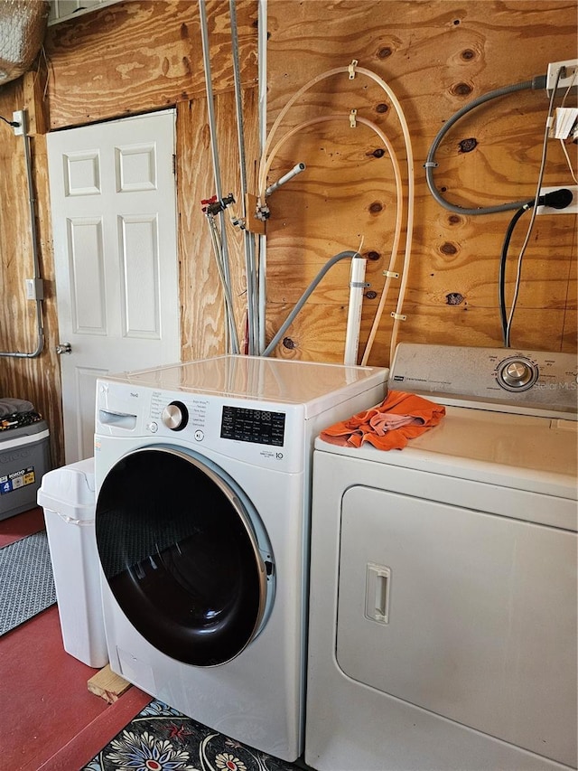 1103 Lucille Ave, Nokomis, FL 34275 - washroom with washing machine and dryer