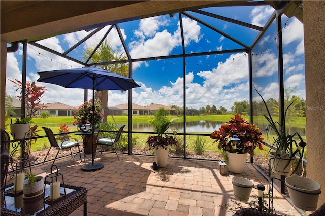 10410 Inglenook Ter, Palmetto, FL 34221 - sunroom featuring a water view