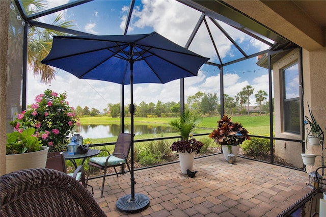 10410 Inglenook Ter, Palmetto, FL 34221 - sunroom / solarium with a water view