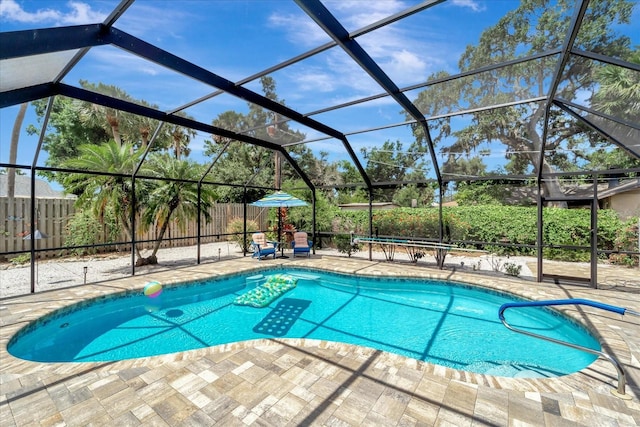1515 Pecan St, Nokomis, FL 34275 - view of swimming pool featuring a patio and glass enclosure