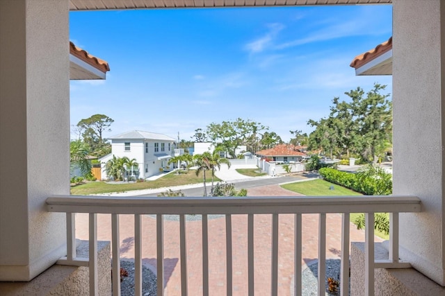2322 Bayshore Rd, Nokomis, FL 34275 - balcony featuring a residential view