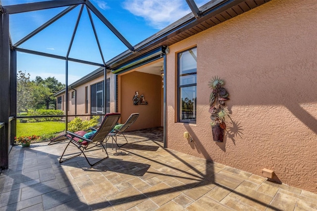 2104 Batello Dr, Venice, FL 34292 - sunroom / solarium featuring ceiling fan