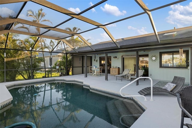 5140 Administration St, Port Charlotte, FL 33948 - outdoor pool with a patio and glass enclosure