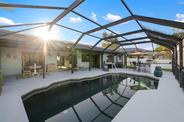 5140 Administration St, Port Charlotte, FL 33948 - outdoor pool with a patio area and glass enclosure
