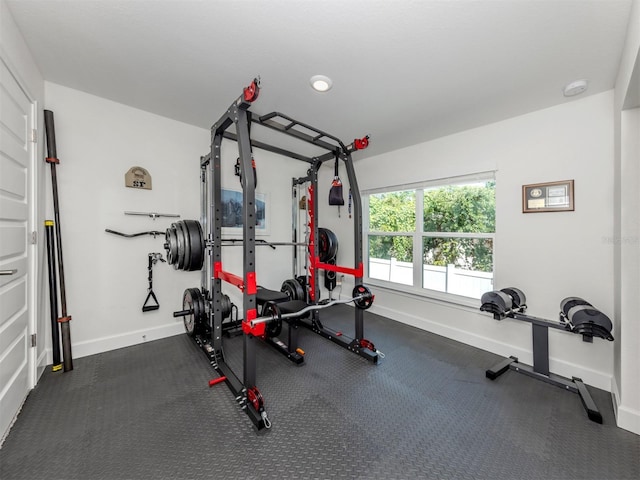 460 Bard Rd, Venice, FL 34293 - exercise room with baseboards and recessed lighting