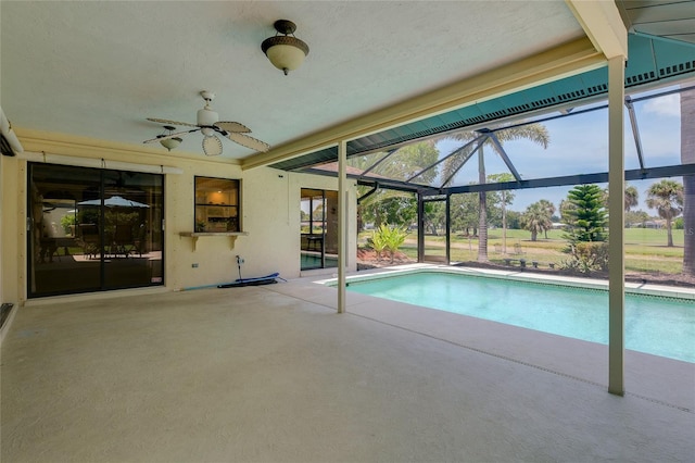 915 S Doral Ln, Venice, FL 34293 - outdoor pool featuring a patio area, a ceiling fan, and a lanai