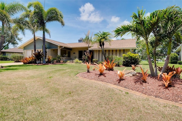 915 S Doral Ln, Venice, FL 34293 - ranch-style home featuring a front lawn, an attached garage, and a chimney