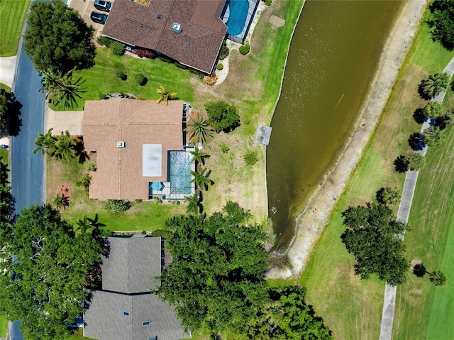 915 S Doral Ln, Venice, FL 34293 - bird's eye view of a nearby body of water and a pool area